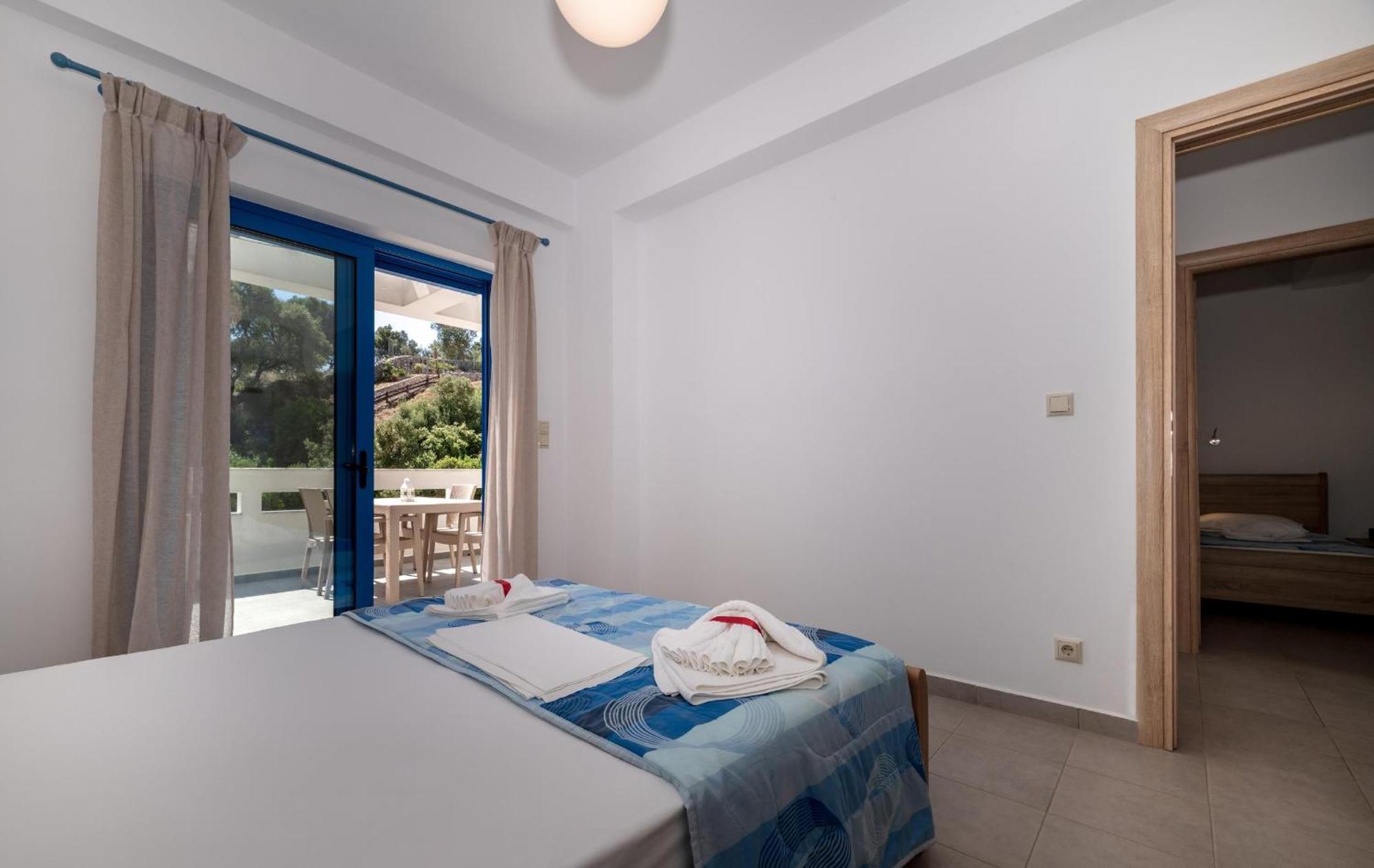 Mikro Nisi Studios & Apartments Agios Nikolaos  Exterior foto
